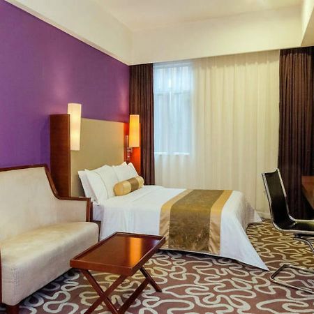 Shenzhen Caa Holy Sun Hotel, Luohu Railway Station Екстер'єр фото