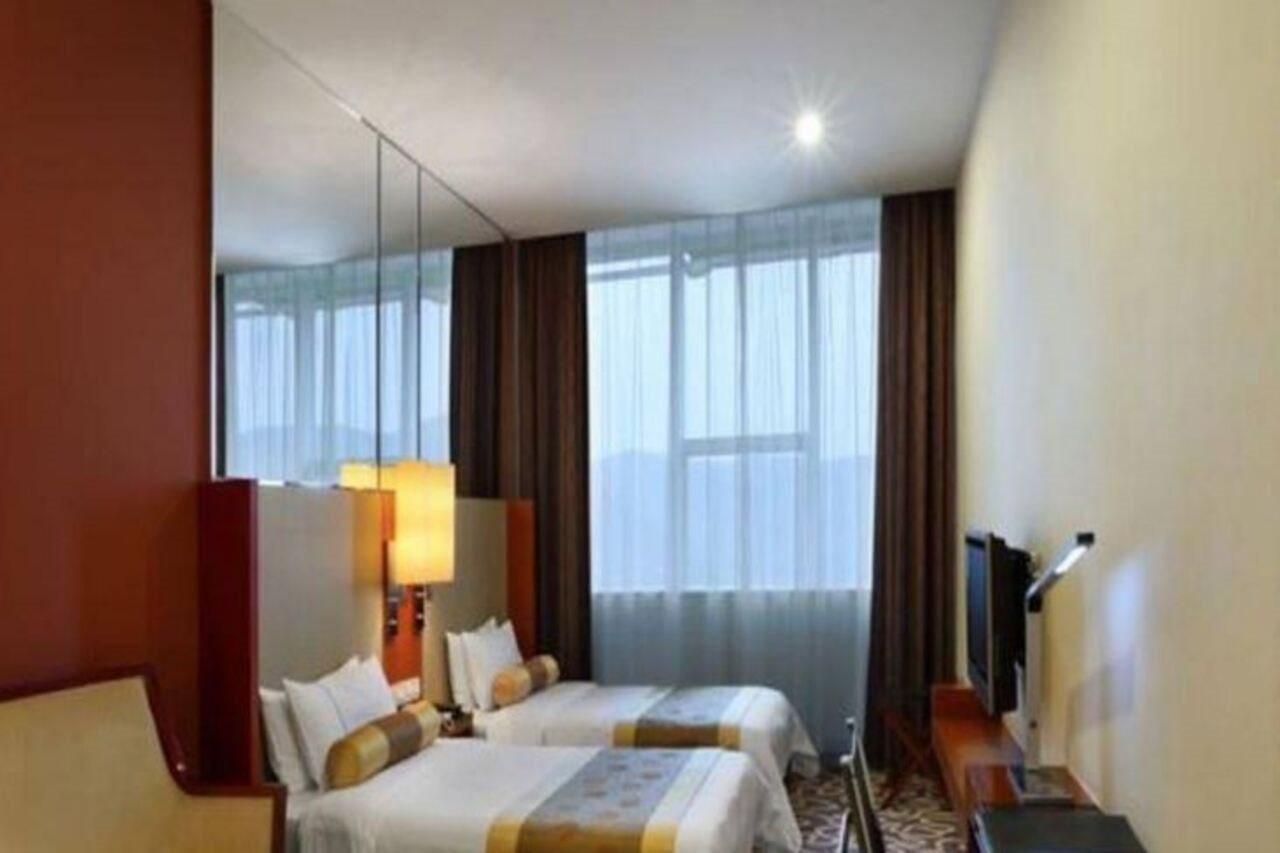 Shenzhen Caa Holy Sun Hotel, Luohu Railway Station Екстер'єр фото