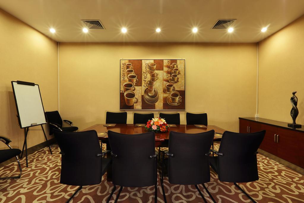 Shenzhen Caa Holy Sun Hotel, Luohu Railway Station Екстер'єр фото