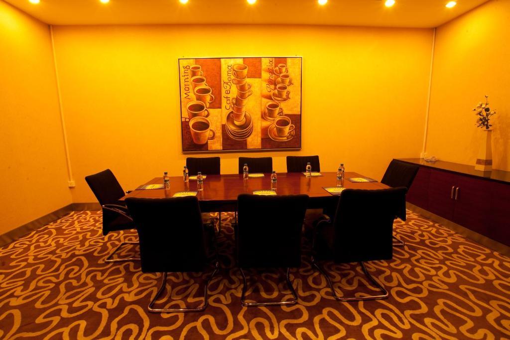 Shenzhen Caa Holy Sun Hotel, Luohu Railway Station Екстер'єр фото