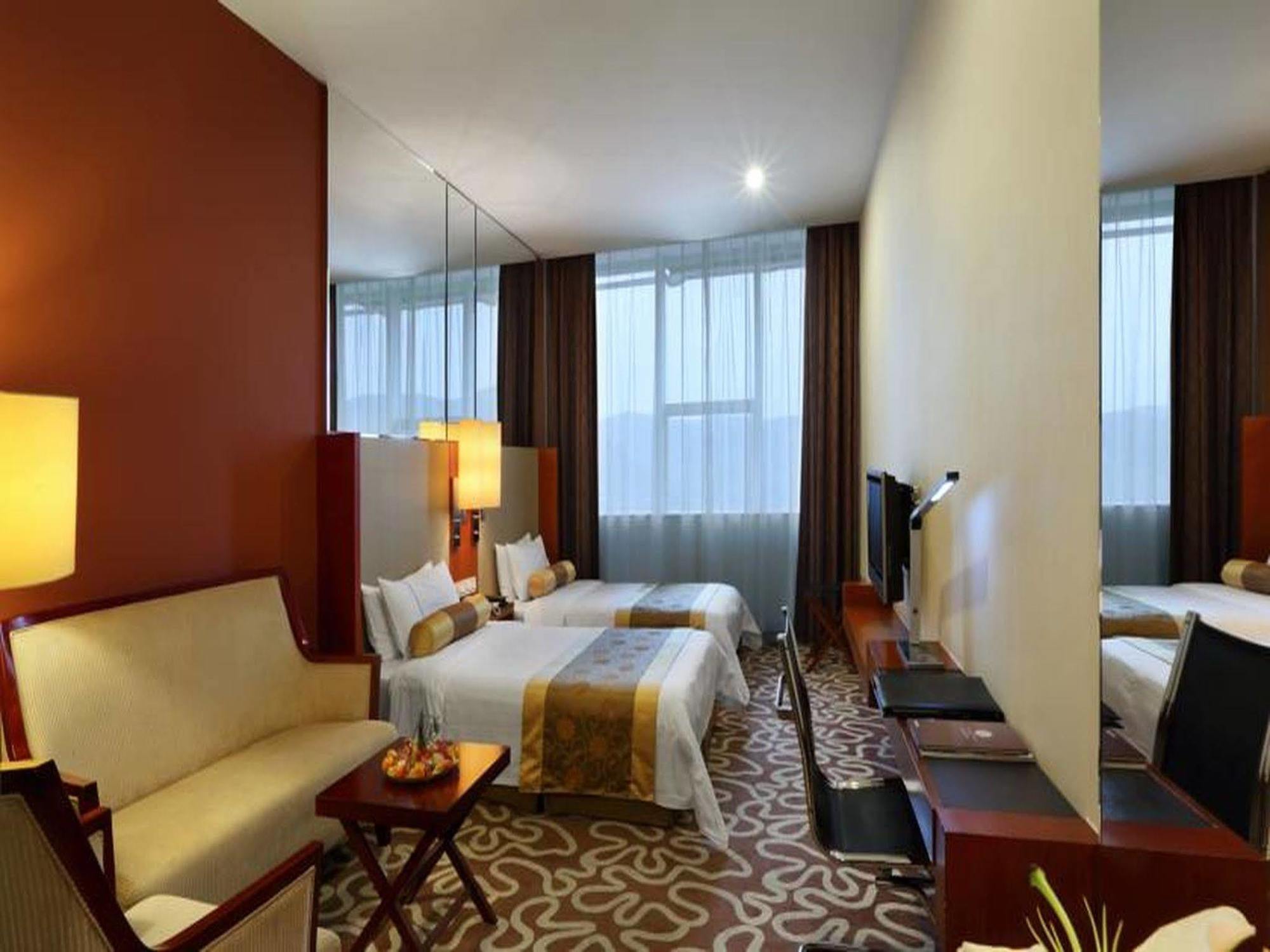 Shenzhen Caa Holy Sun Hotel, Luohu Railway Station Екстер'єр фото